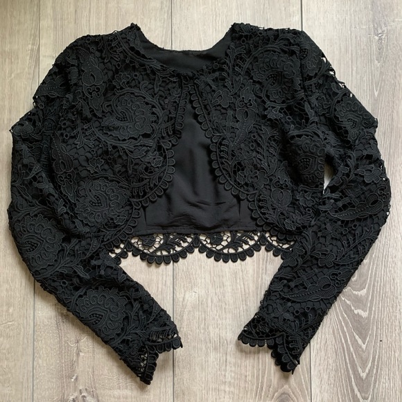 Stone Cold Fox Charlie Blouse Crop Top - Picture 4 of 6